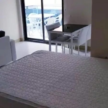 מלון דירות Granada Luxury 800м от пляжа клеопатра אלאניה