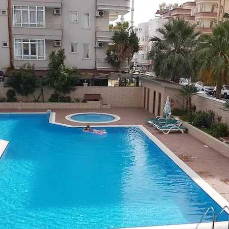 Aparthotel Granada Luxury 800м от пляжа клеопатра *