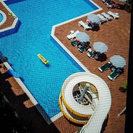 Aparthotel Granada Luxury 800м от пляжа клеопатра