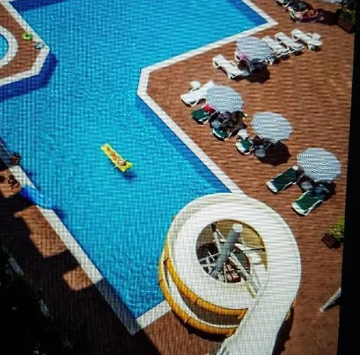 Aparthotel Granada Luxury 800м от пляжа клеопатра